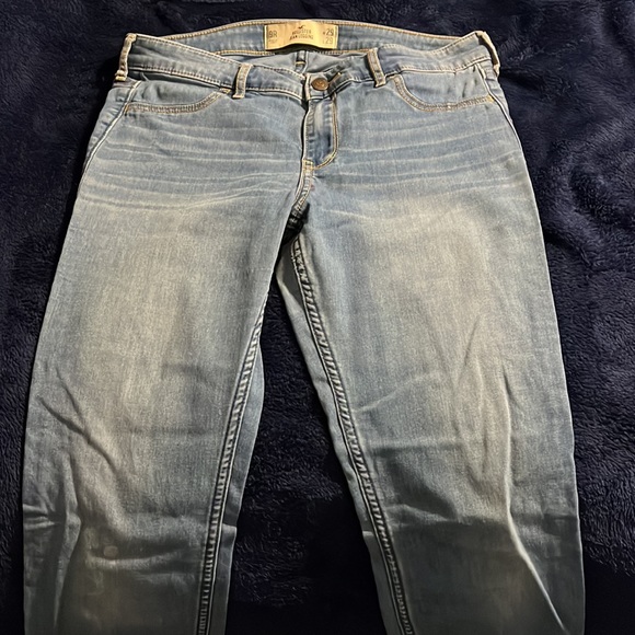 Light Wash Hollister Jean Legging - Picture 4 of 6
